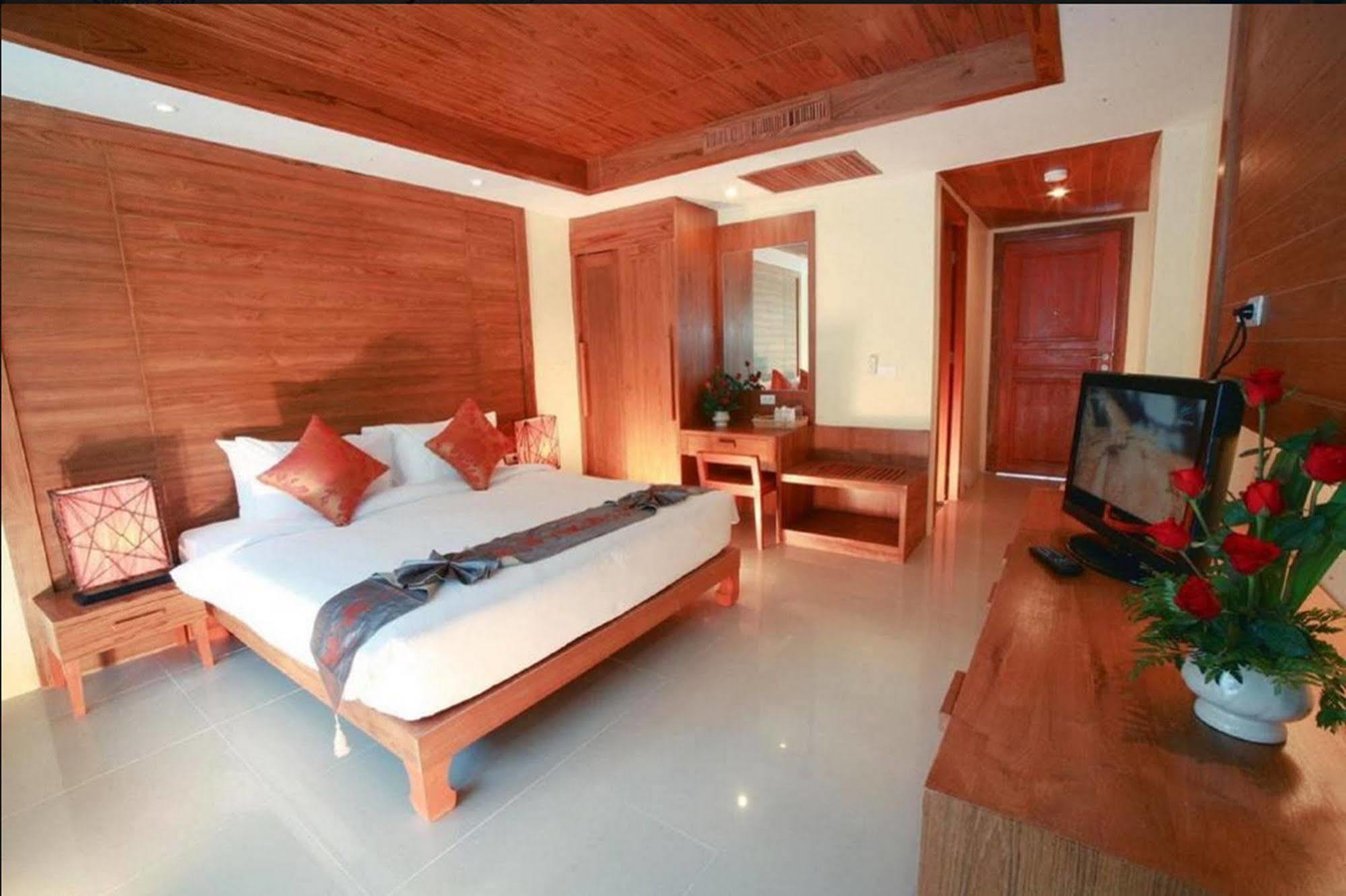 Honey Resort, Kata Beach Luaran gambar